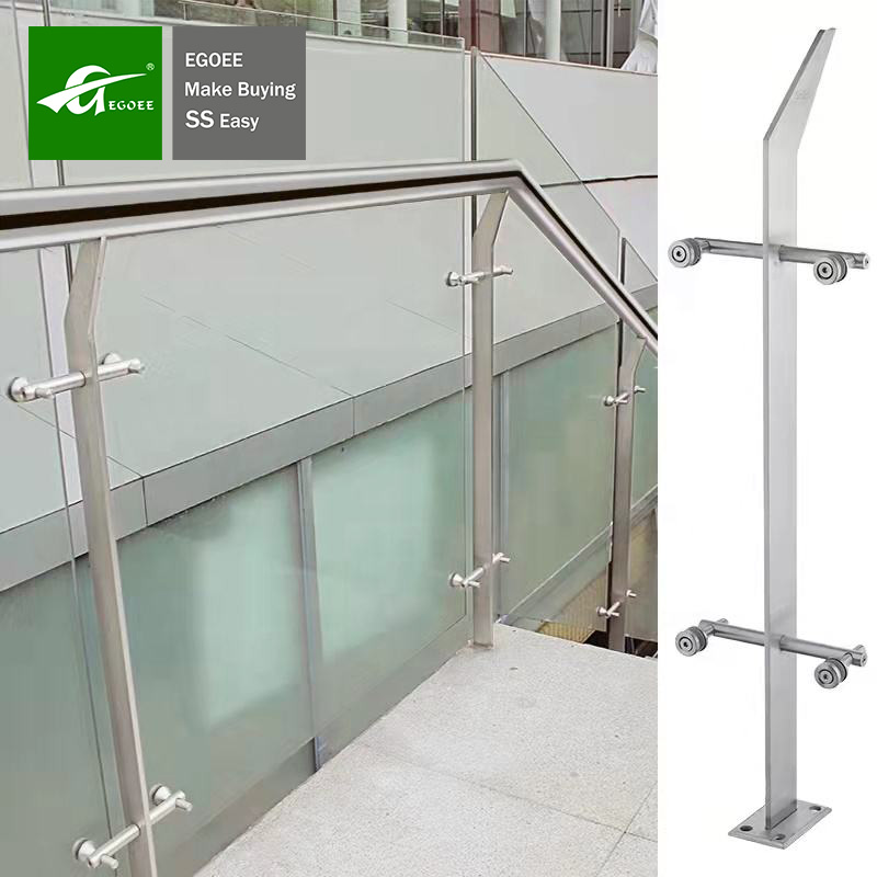 Poteau standard réglable en acier inoxydable pour escaliers